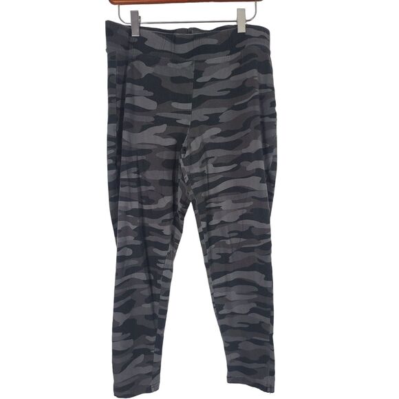 Torrid Capri Length Leggings 2X Womens Plus Size High Rise Grey Black Skinny Leg - Picture 1 of 8